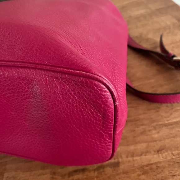 Michael Kors Jules Drawstring Large Handbag adjustable Strap Dark Pink Leather - Picture 7 of 16